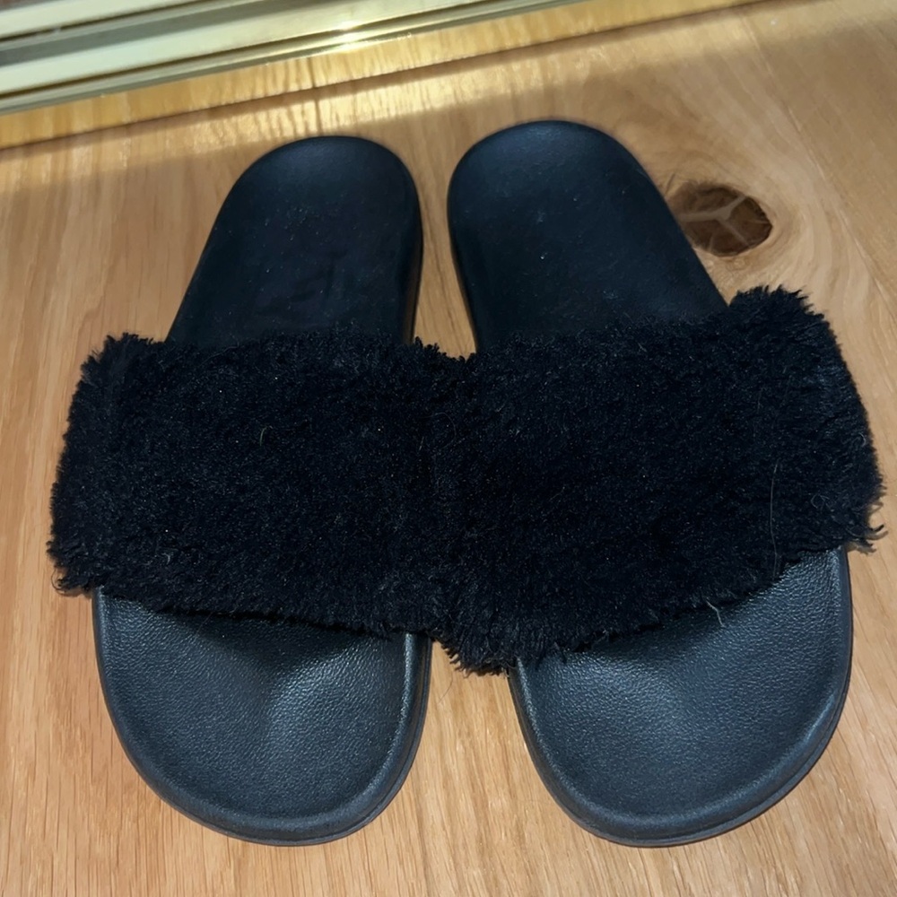 Black Furry Slides